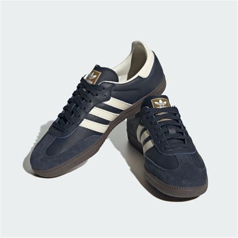 adidas samba heren blauw|Adidas Samba og shoes.